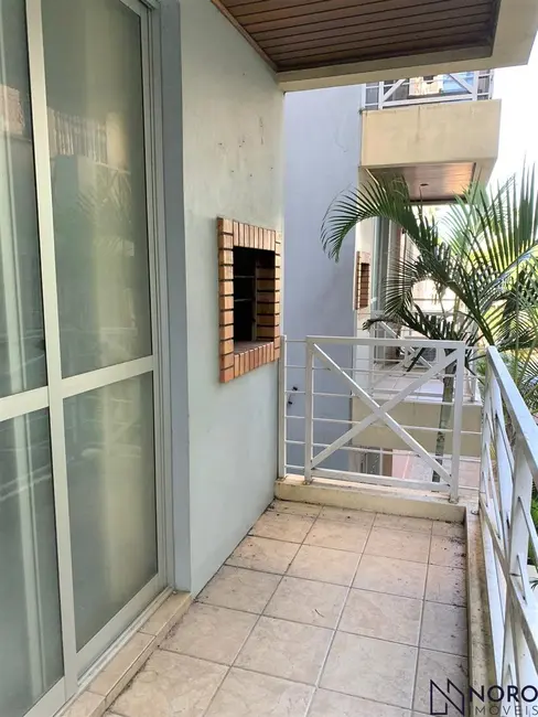 Foto 2 de Apartamento com 1 quarto para alugar, 53m2 em Centro, Santa Maria - RS