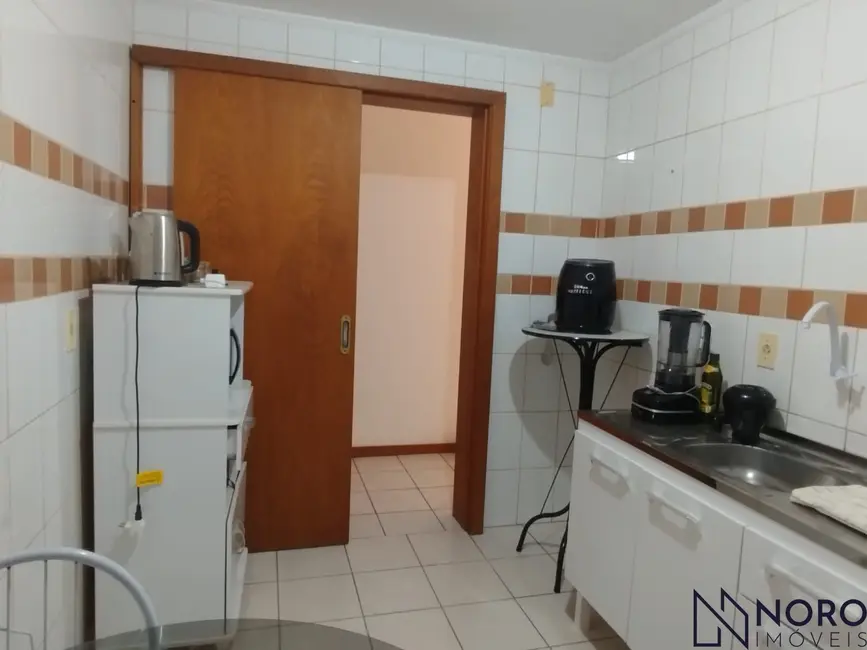 Foto 6 de Apartamento com 1 quarto para alugar, 53m2 em Centro, Santa Maria - RS