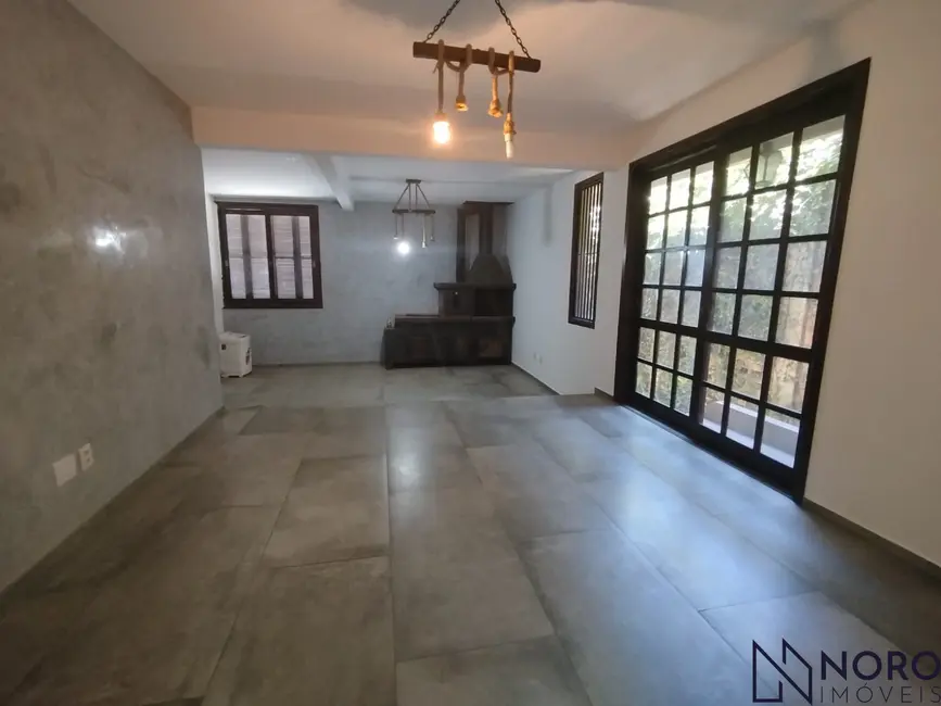 Foto 5 de Casa com 7 quartos para alugar, 540m2 em Noal, Santa Maria - RS