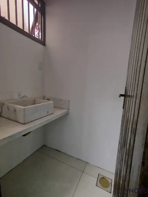 Foto 6 de Casa com 7 quartos para alugar, 540m2 em Noal, Santa Maria - RS