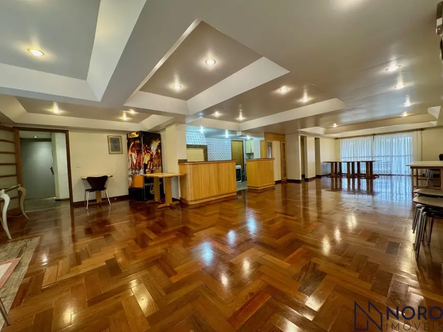 Foto 7 de Apartamento com 3 quartos à venda, 194m2 em Centro, Santa Maria - RS