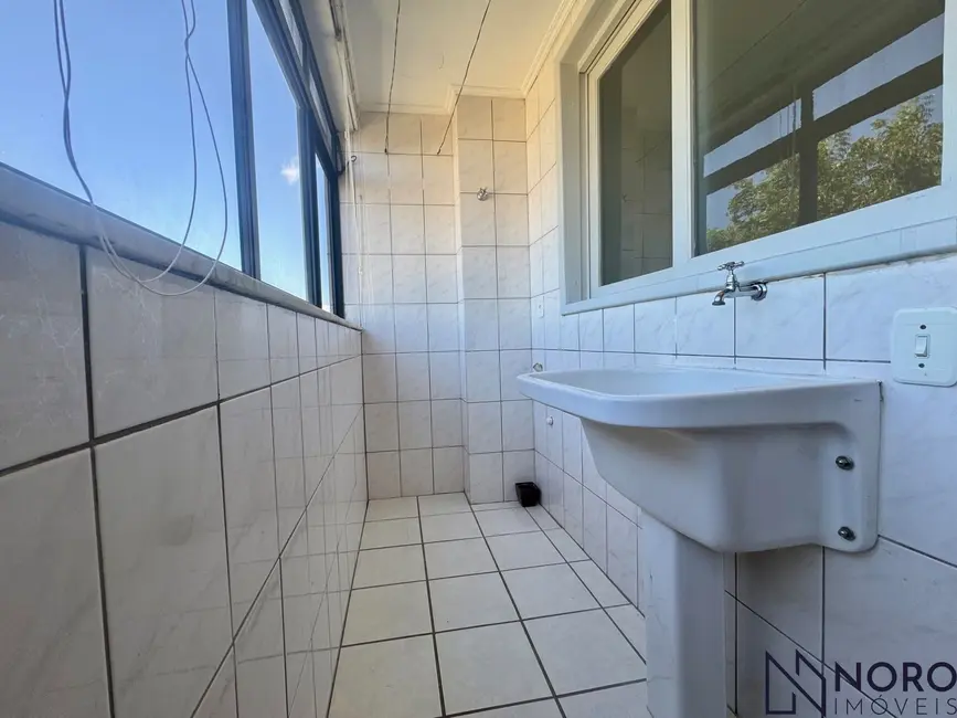 Apartamento com 2 quartos à venda, 84m2 em Centro, Santa Maria - RS - imagem 8 Foto 8 de Apartamento com 2 quartos à venda, 84m2 em Centro, Santa Maria - RS