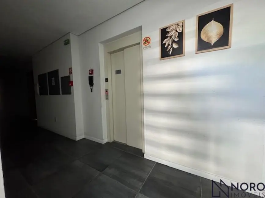 Foto 4 de Apartamento com 2 quartos à venda, 57m2 em Nossa Senhora das Dores, Santa Maria - RS