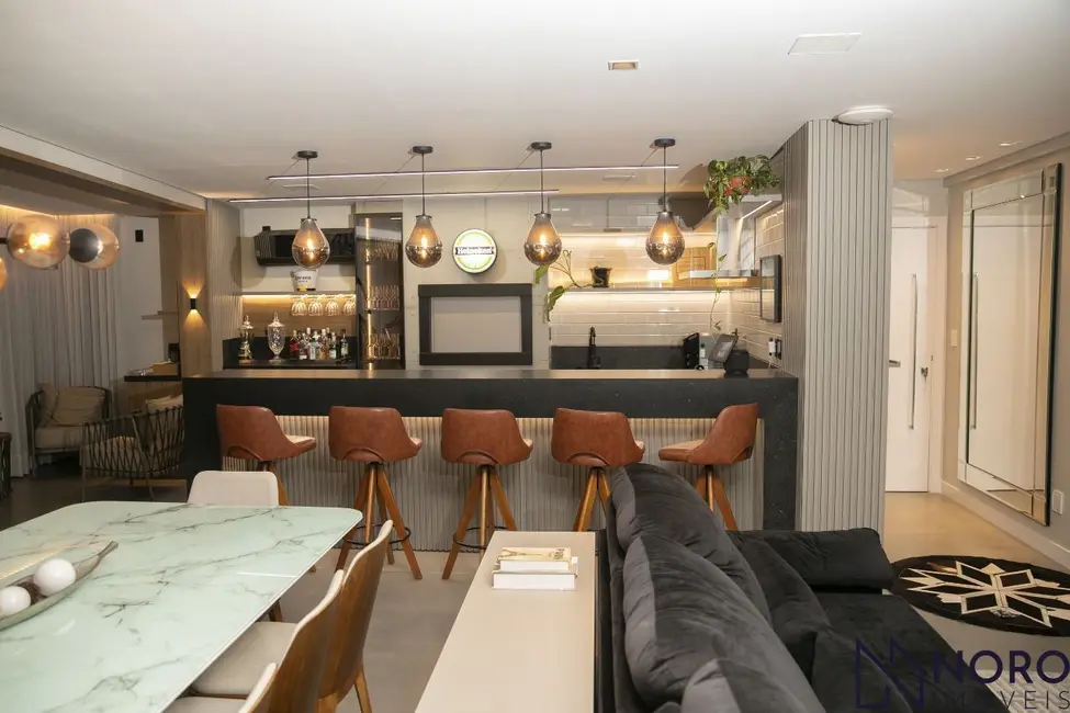 Foto 5 de Apartamento com 3 quartos à venda, 299m2 em Km 3, Santa Maria - RS