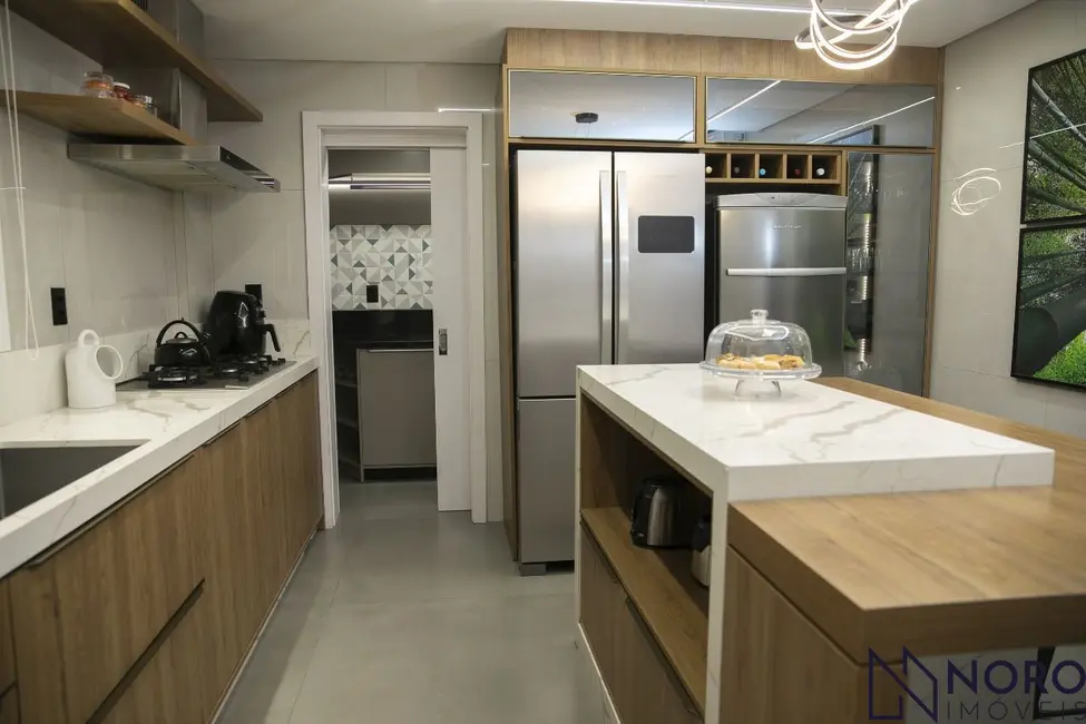 Foto 7 de Apartamento com 3 quartos à venda, 299m2 em Km 3, Santa Maria - RS