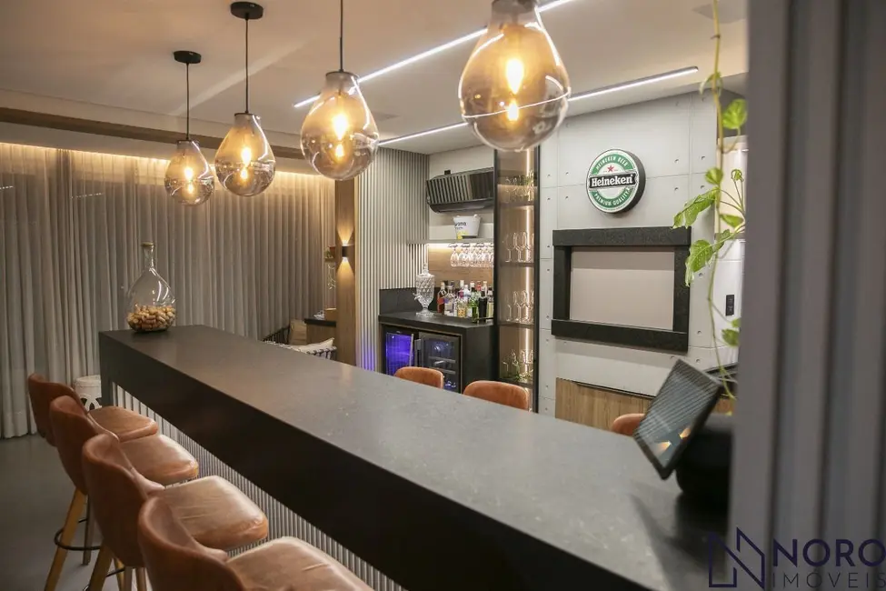 Foto 6 de Apartamento com 3 quartos à venda, 299m2 em Km 3, Santa Maria - RS