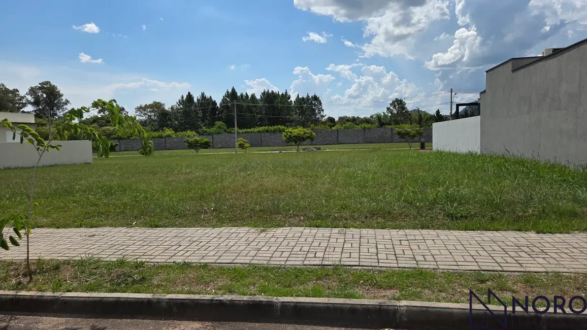 Foto 1 de Terreno / Lote à venda, 350m2 em Camobi, Santa Maria - RS