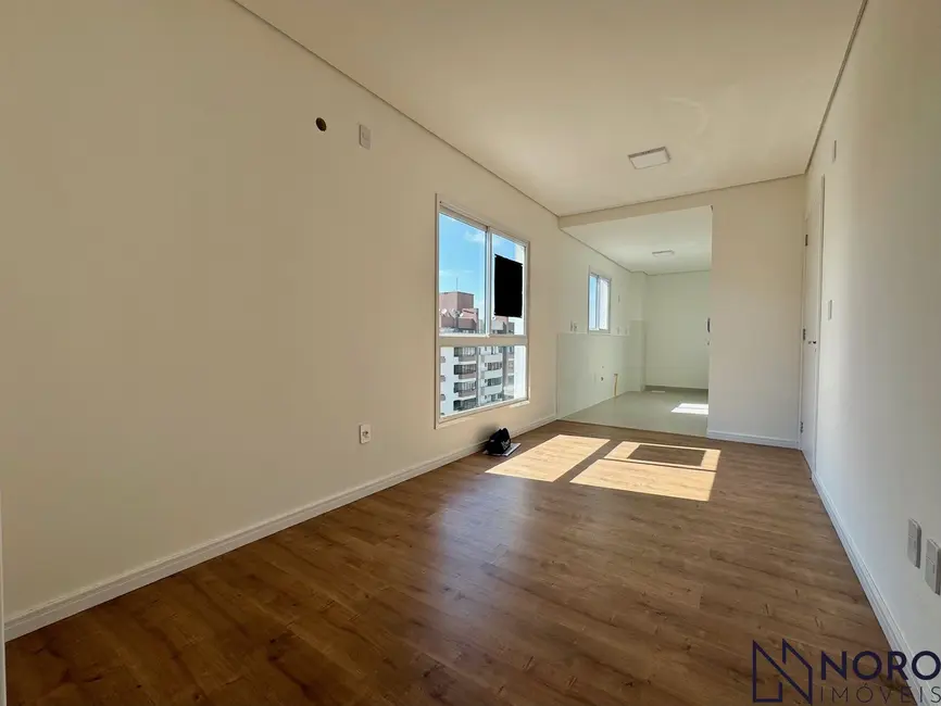 Foto 3 de Apartamento com 1 quarto para alugar, 27m2 em Bonfim, Santa Maria - RS
