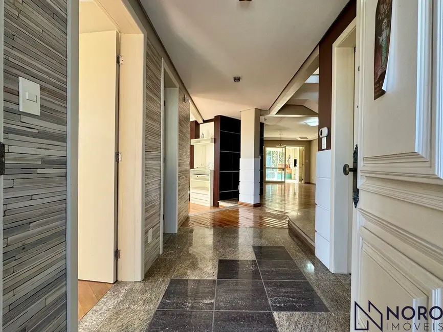 Foto 5 de Casa com 4 quartos à venda, 300m2 em Noal, Santa Maria - RS