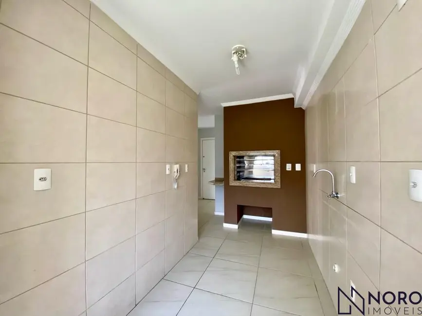 Foto 3 de Apartamento com 2 quartos para alugar, 70m2 em Centro, Santa Maria - RS