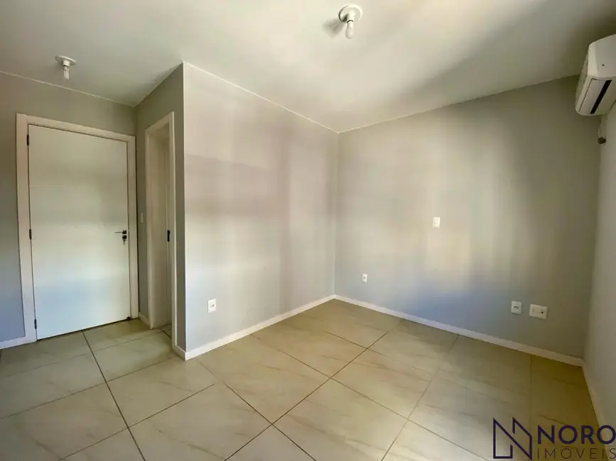 Foto 9 de Apartamento com 2 quartos para alugar, 70m2 em Centro, Santa Maria - RS