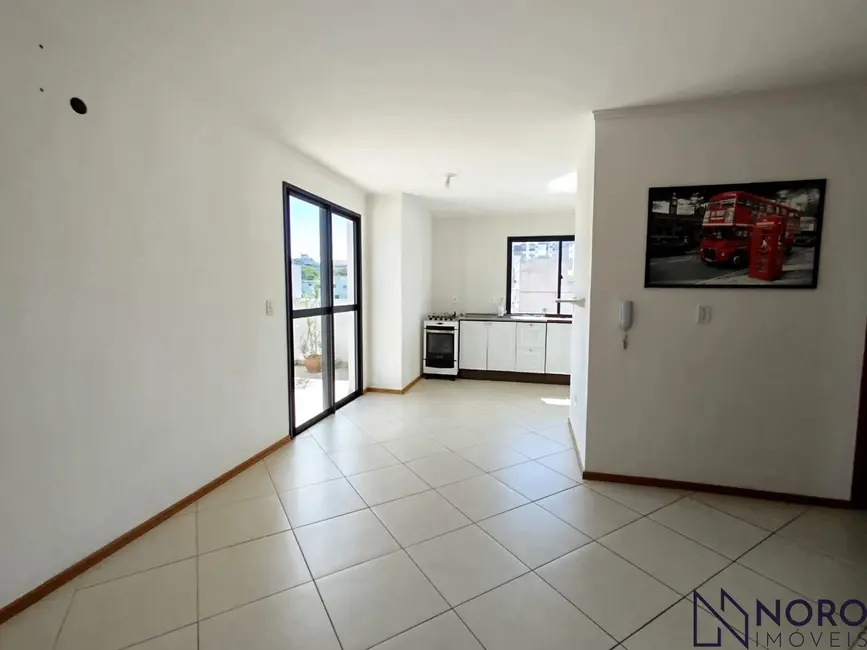 Apartamento com 2 quartos para alugar, 68m2 em Nossa Senhora de Fátima, Santa Maria - RS - imagem 3 Foto 3 de Apartamento com 2 quartos para alugar, 68m2 em Nossa Senhora de Fátima, Santa Maria - RS