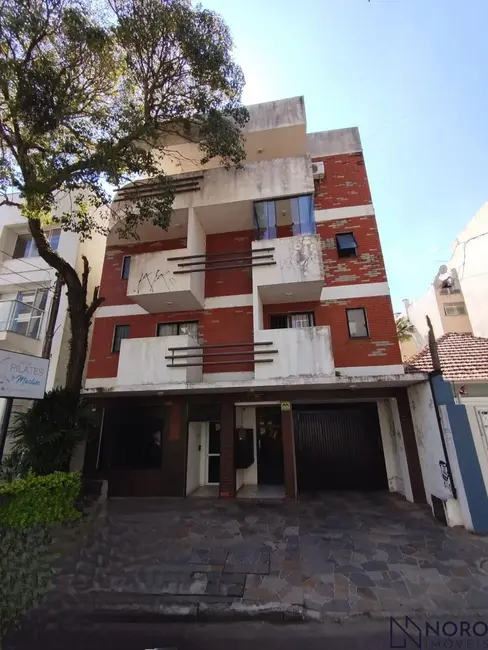 Apartamento com 2 quartos para alugar, 68m2 em Nossa Senhora de Fátima, Santa Maria - RS - imagem 2 Foto 2 de Apartamento com 2 quartos para alugar, 68m2 em Nossa Senhora de Fátima, Santa Maria - RS