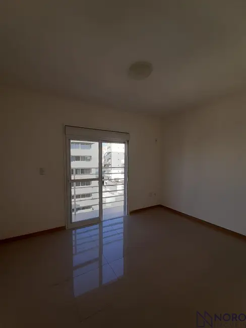 Foto 9 de Apartamento com 1 quarto para alugar, 38m2 em Centro, Santa Maria - RS