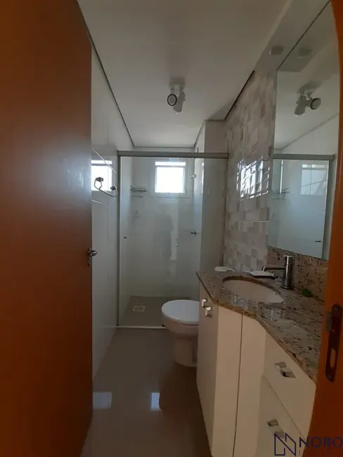 Foto 8 de Apartamento com 1 quarto para alugar, 38m2 em Centro, Santa Maria - RS