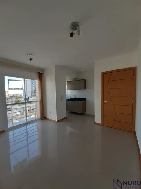 Foto 3 de Apartamento com 1 quarto para alugar, 38m2 em Centro, Santa Maria - RS