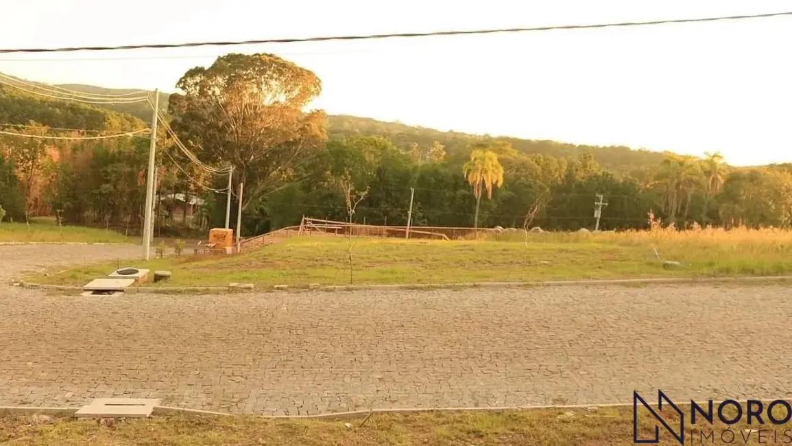 Foto 2 de Terreno / Lote à venda, 649m2 em Itaara - RS