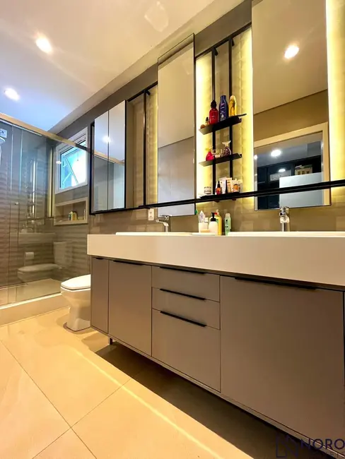 Foto 9 de Casa com 4 quartos à venda, 362m2 em São José, Santa Maria - RS