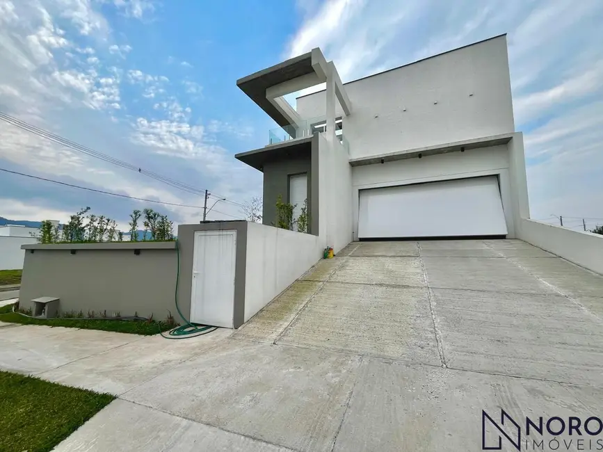 Foto 3 de Casa com 4 quartos à venda, 362m2 em São José, Santa Maria - RS