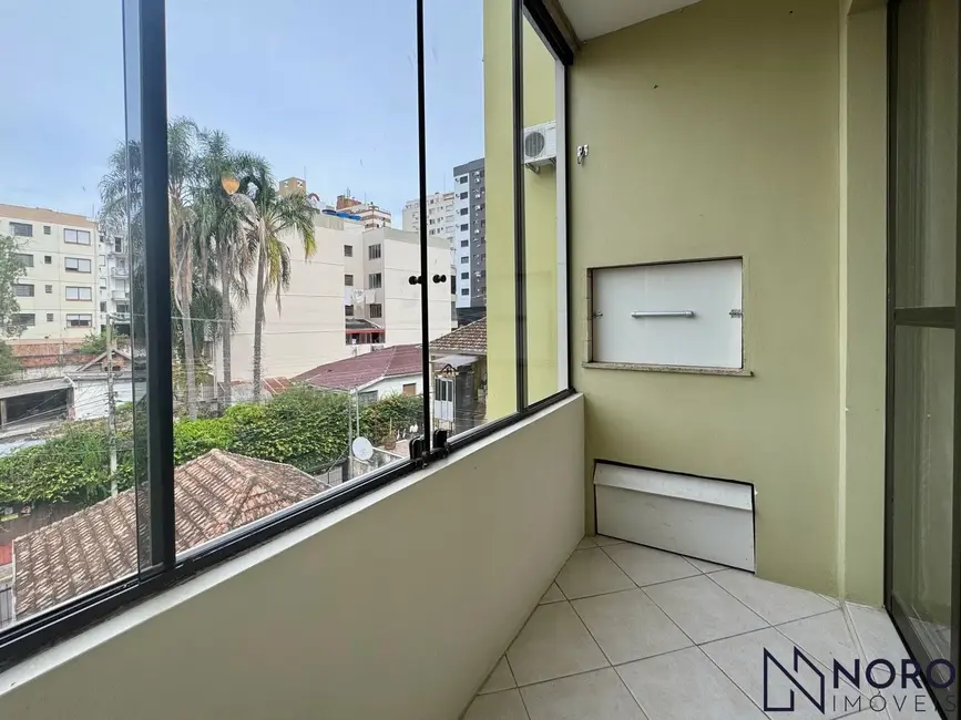 Foto 4 de Apartamento com 2 quartos para alugar, 69m2 em Centro, Santa Maria - RS