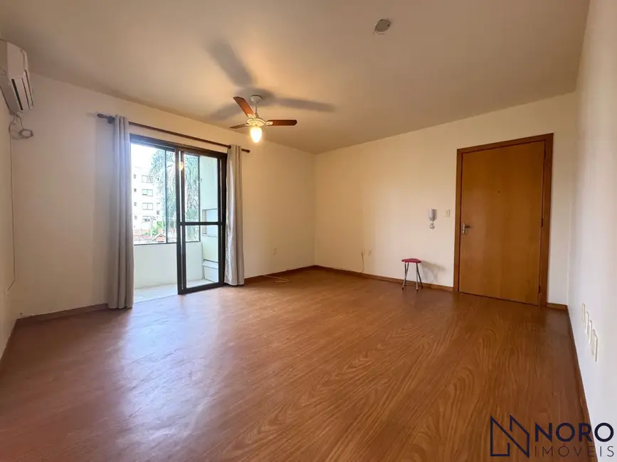 Foto 3 de Apartamento com 2 quartos para alugar, 69m2 em Centro, Santa Maria - RS