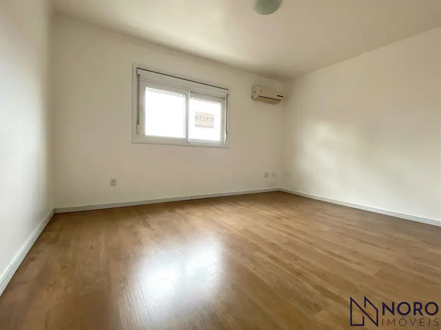 Apartamento com 3 quartos para alugar, 111m2 em Nossa Senhora das Dores, Santa Maria - RS - imagem 9 Foto 9 de Apartamento com 3 quartos para alugar, 111m2 em Nossa Senhora das Dores, Santa Maria - RS