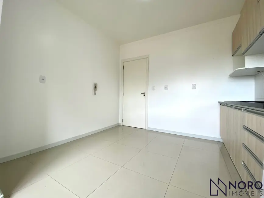Apartamento com 3 quartos para alugar, 111m2 em Nossa Senhora das Dores, Santa Maria - RS - imagem 8 Foto 8 de Apartamento com 3 quartos para alugar, 111m2 em Nossa Senhora das Dores, Santa Maria - RS