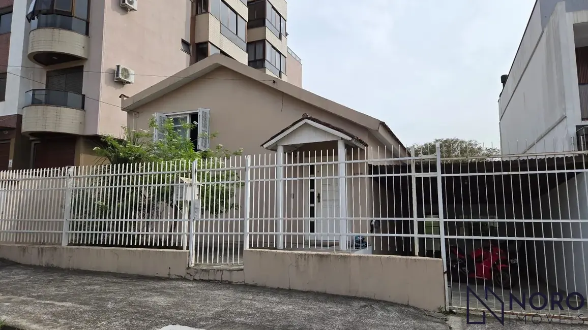 Foto 1 de Casa com 3 quartos à venda, 150m2 em Dom Antônio Reis, Santa Maria - RS