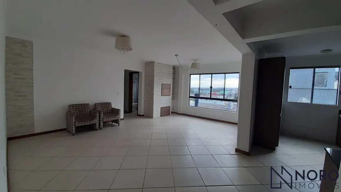 Apartamento com 2 quartos à venda, 78m2 em Nossa Senhora Medianeira, Santa Maria - RS - imagem 2 Foto 2 de Apartamento com 2 quartos à venda, 78m2 em Nossa Senhora Medianeira, Santa Maria - RS