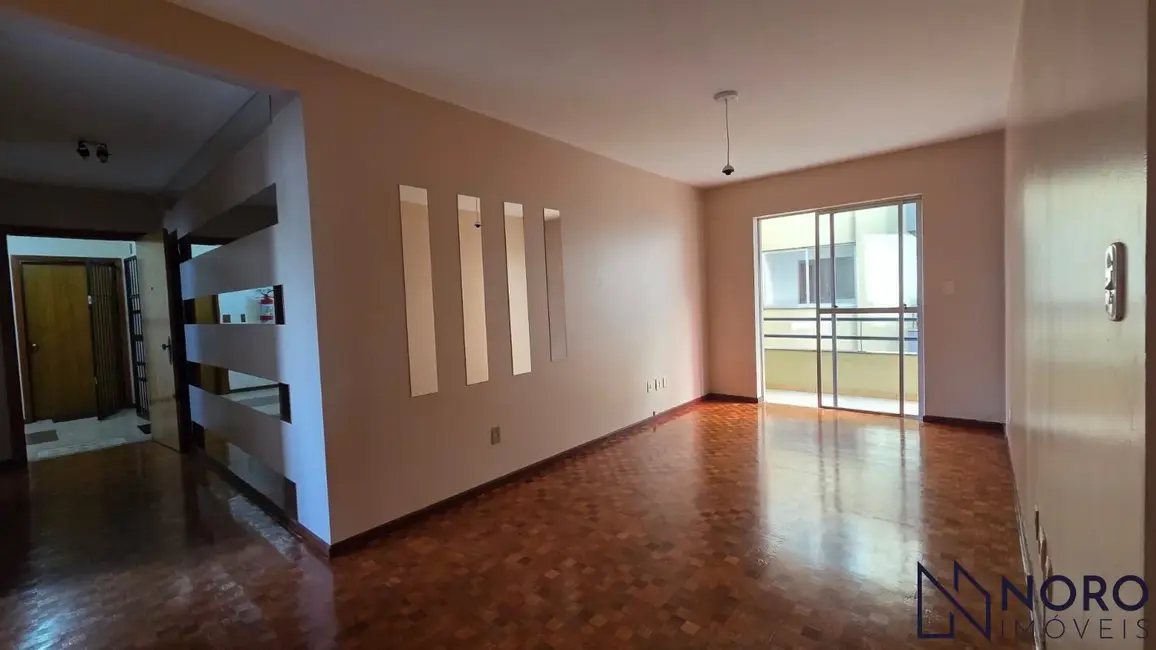 Apartamento com 2 quartos à venda, 95m2 em Nossa Senhora de Fátima, Santa Maria - RS - imagem 4 Foto 4 de Apartamento com 2 quartos à venda, 95m2 em Nossa Senhora de Fátima, Santa Maria - RS