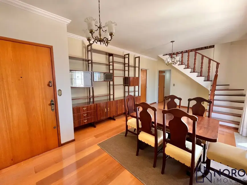 Foto 5 de Cobertura com 4 quartos à venda, 195m2 em Centro, Santa Maria - RS