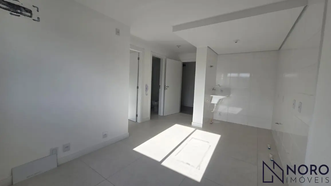 Foto 4 de Apartamento com 1 quarto à venda, 33m2 em Centro, Santa Maria - RS