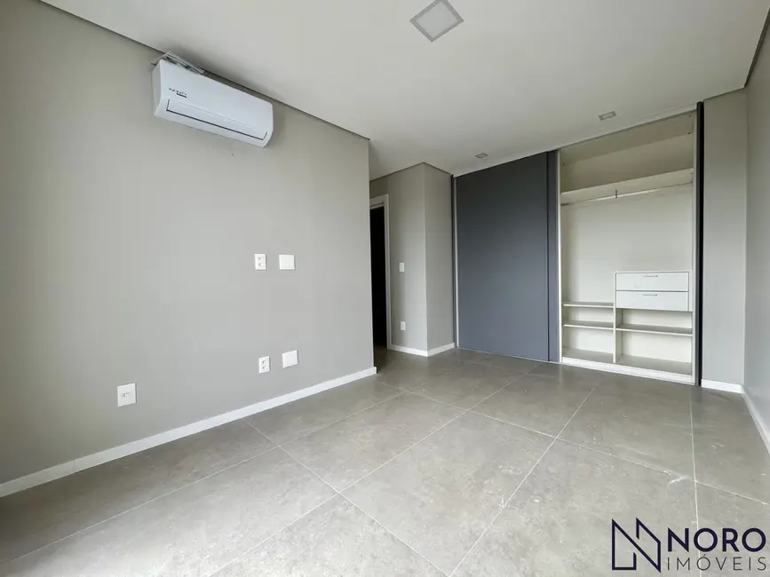 Cobertura com 3 quartos à venda, 156m2 em Nossa Senhora de Fátima, Santa Maria - RS - imagem 9 Foto 9 de Cobertura com 3 quartos à venda, 156m2 em Nossa Senhora de Fátima, Santa Maria - RS