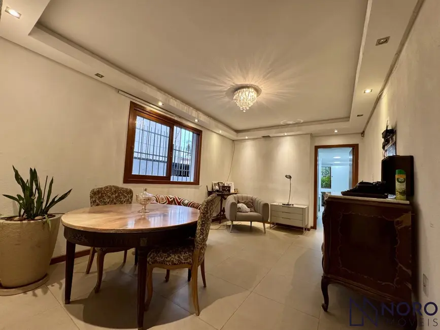 Foto 8 de Sala Comercial com 5 quartos para alugar, 180m2 em Nossa Senhora de Fátima, Santa Maria - RS