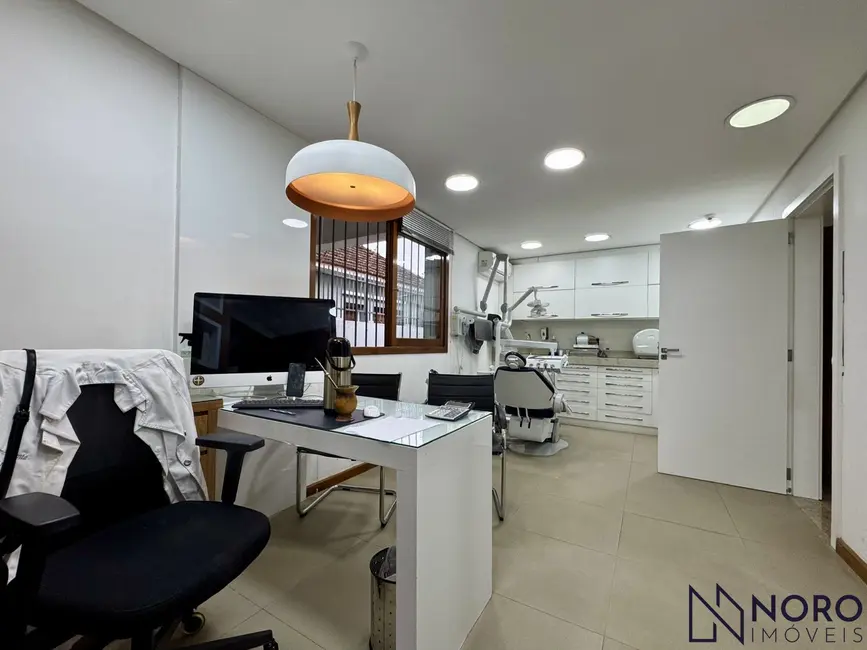 Foto 7 de Sala Comercial com 5 quartos para alugar, 180m2 em Nossa Senhora de Fátima, Santa Maria - RS