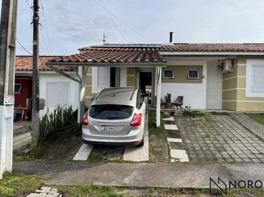 Foto 2 de Casa de Condomínio com 2 quartos à venda, 51m2 em Cerrito, Santa Maria - RS