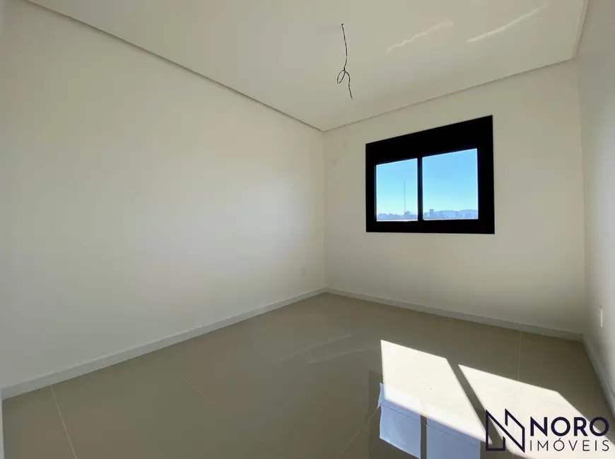 Foto 8 de Apartamento com 2 quartos à venda, 65m2 em Urlândia, Santa Maria - RS