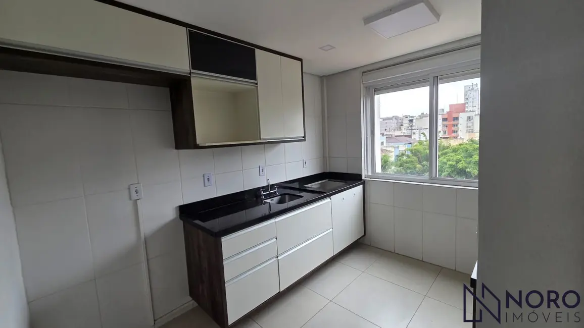 Foto 3 de Cobertura com 3 quartos à venda, 134m2 em Centro, Santa Maria - RS