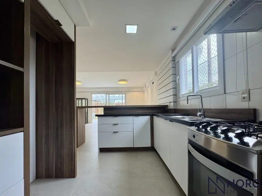Foto 6 de Casa com 3 quartos à venda, 172m2 em São José, Santa Maria - RS