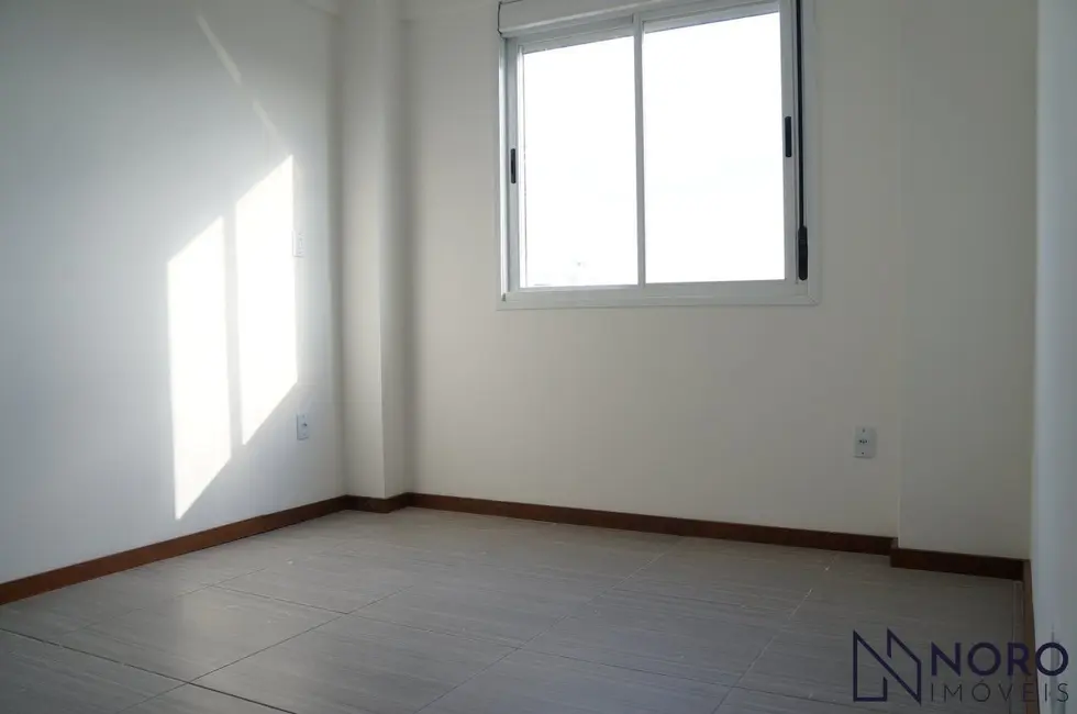 Cobertura com 2 quartos à venda, 97m2 em Centro, Santa Maria - RS - imagem 9 Foto 9 de Cobertura com 2 quartos à venda, 97m2 em Centro, Santa Maria - RS