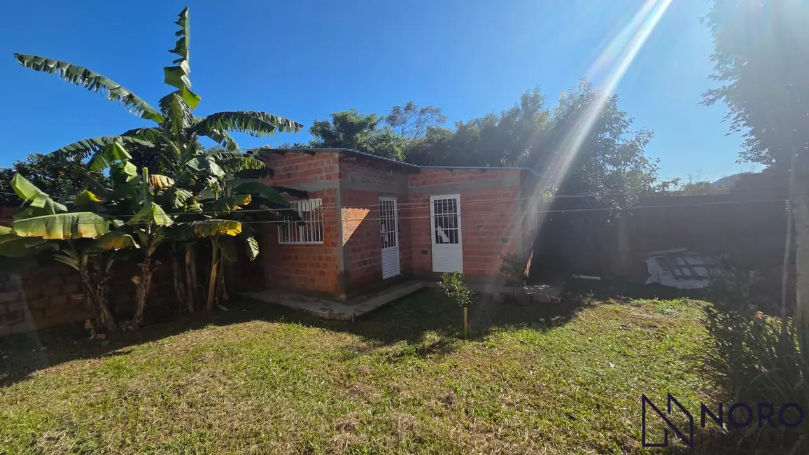 Foto 3 de Terreno / Lote à venda, 300m2 em Pinheiro Machado, Santa Maria - RS