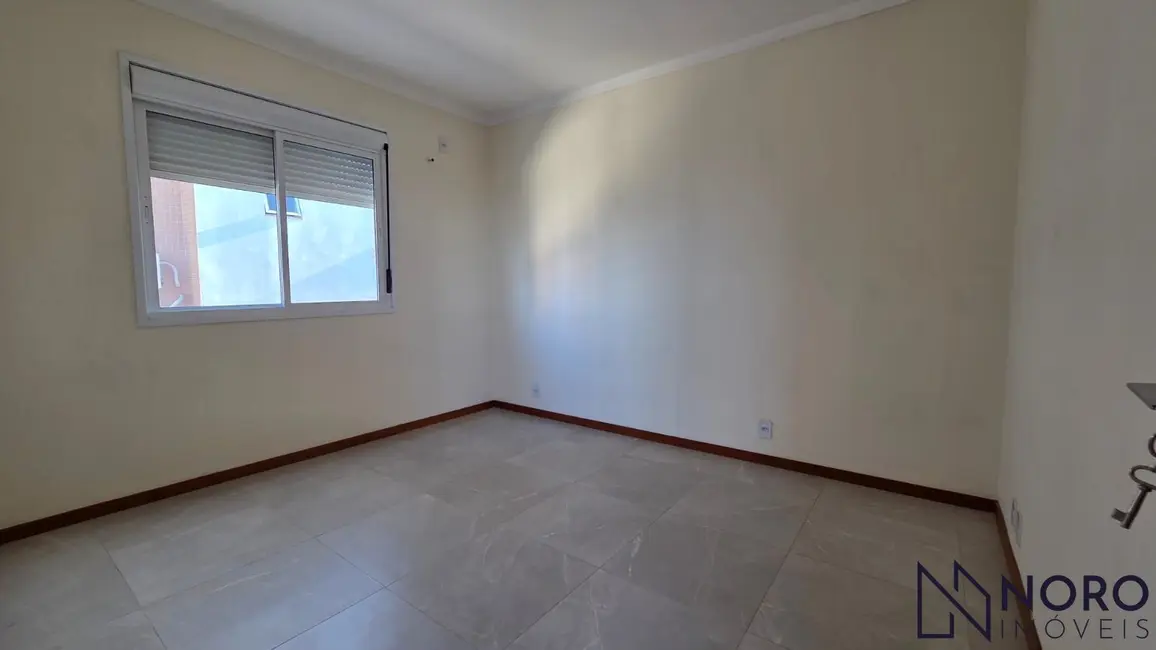 Apartamento com 3 quartos à venda, 151m2 em Nonoai, Santa Maria - RS - imagem 7 Foto 7 de Apartamento com 3 quartos à venda, 151m2 em Nonoai, Santa Maria - RS