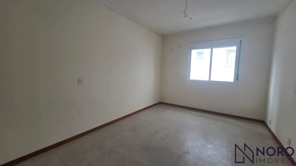 Apartamento com 2 quartos à venda, 119m2 em Nonoai, Santa Maria - RS - imagem 7 Foto 7 de Apartamento com 2 quartos à venda, 119m2 em Nonoai, Santa Maria - RS
