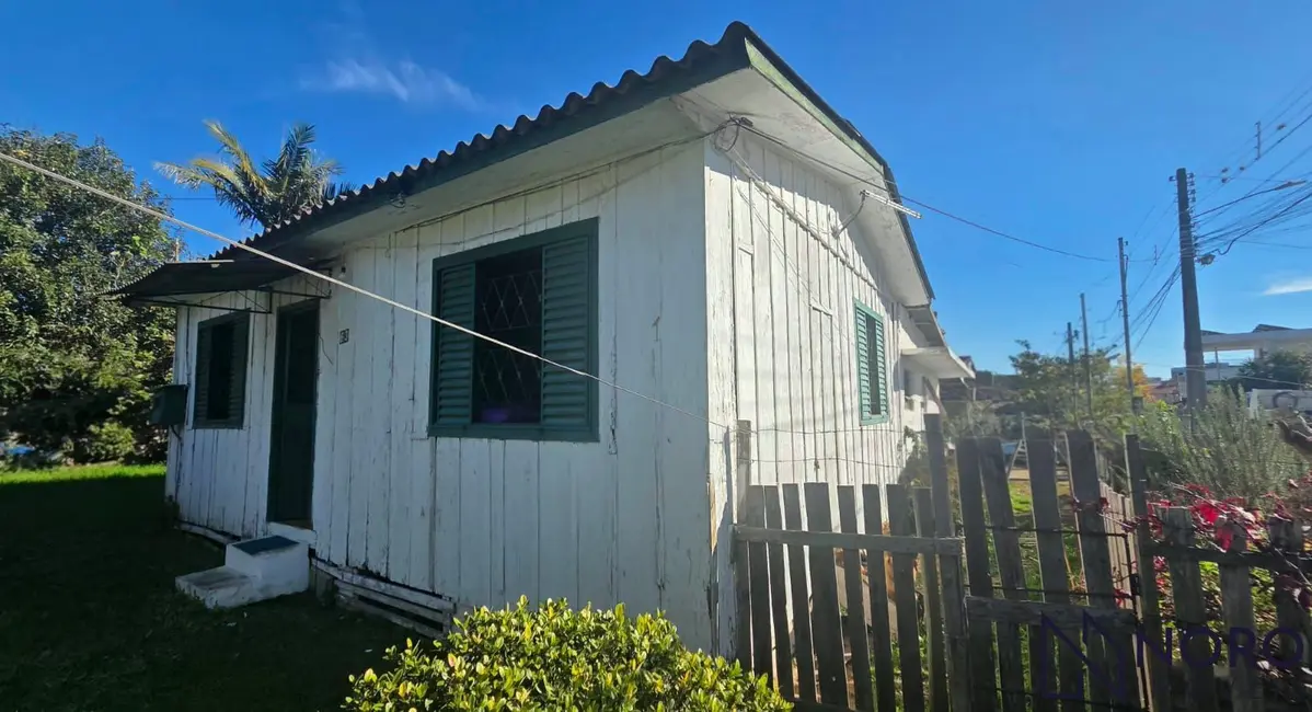 Foto 2 de Casa com 3 quartos à venda, 79m2 em Camobi, Santa Maria - RS