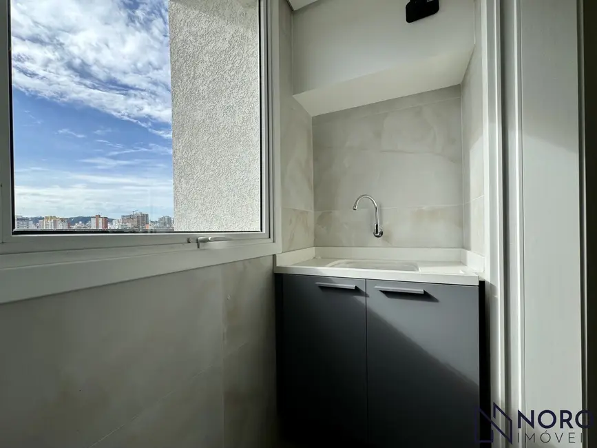 Foto 5 de Apartamento com 2 quartos à venda, 83m2 em Nossa Senhora de Fátima, Santa Maria - RS