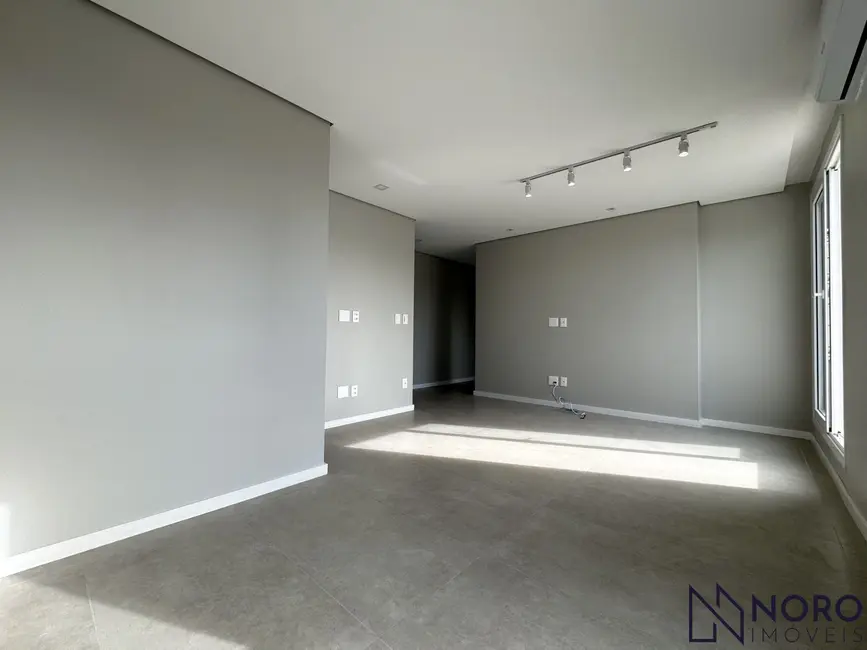 Foto 8 de Apartamento com 2 quartos à venda, 83m2 em Nossa Senhora de Fátima, Santa Maria - RS