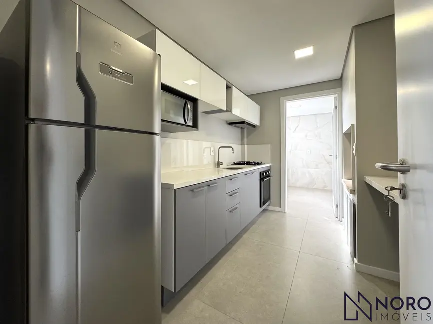 Foto 4 de Apartamento com 3 quartos à venda, 100m2 em Nossa Senhora de Fátima, Santa Maria - RS