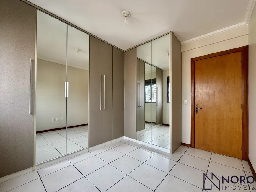Foto 9 de Apartamento com 2 quartos para alugar, 97m2 em Bonfim, Santa Maria - RS