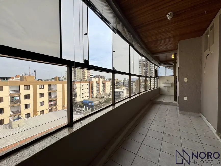 Foto 5 de Apartamento com 2 quartos para alugar, 97m2 em Bonfim, Santa Maria - RS