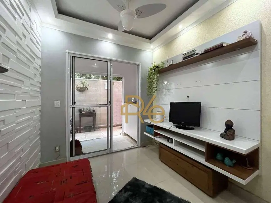 Foto 4 de Apartamento com 2 quartos à venda, 50m2 em Jardim Central, Cotia - SP